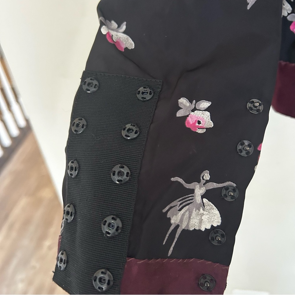 Marc Jacobs Black Pink Floral crochet oversized Blouse. Size 00 - Picture 2 of 13